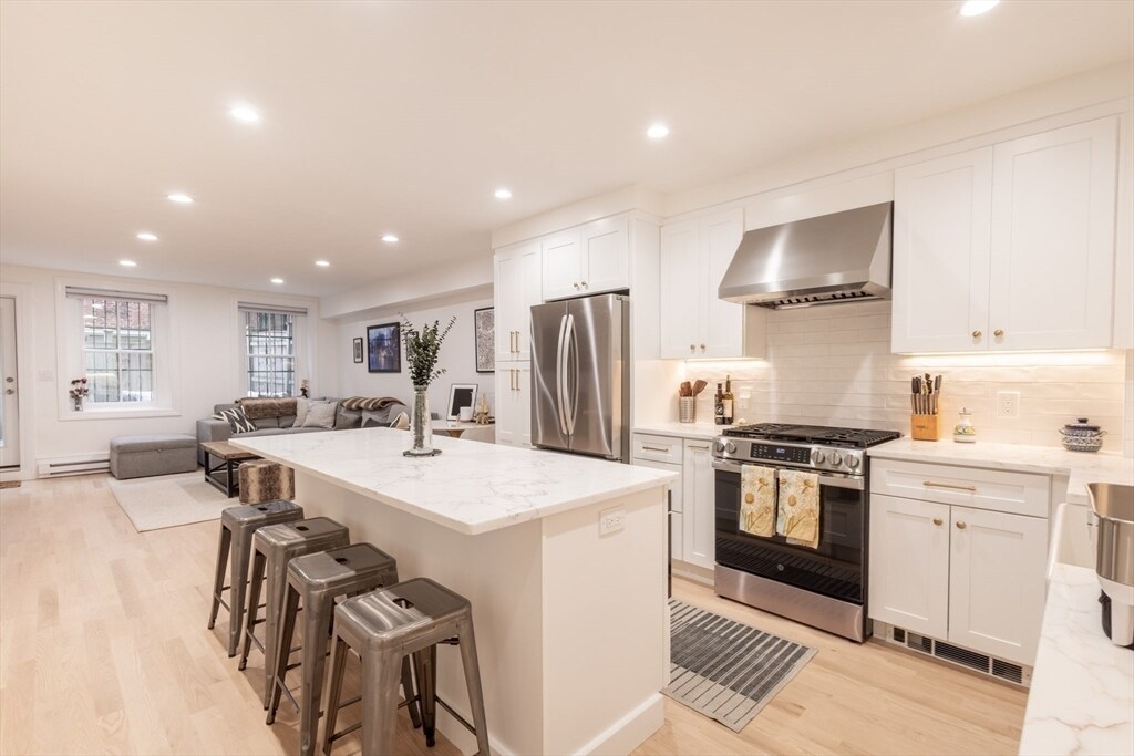 Building Photo - 57 Appleton St