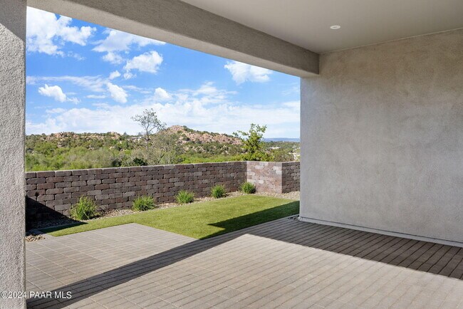 Building Photo - 1328 Rockwood Dr