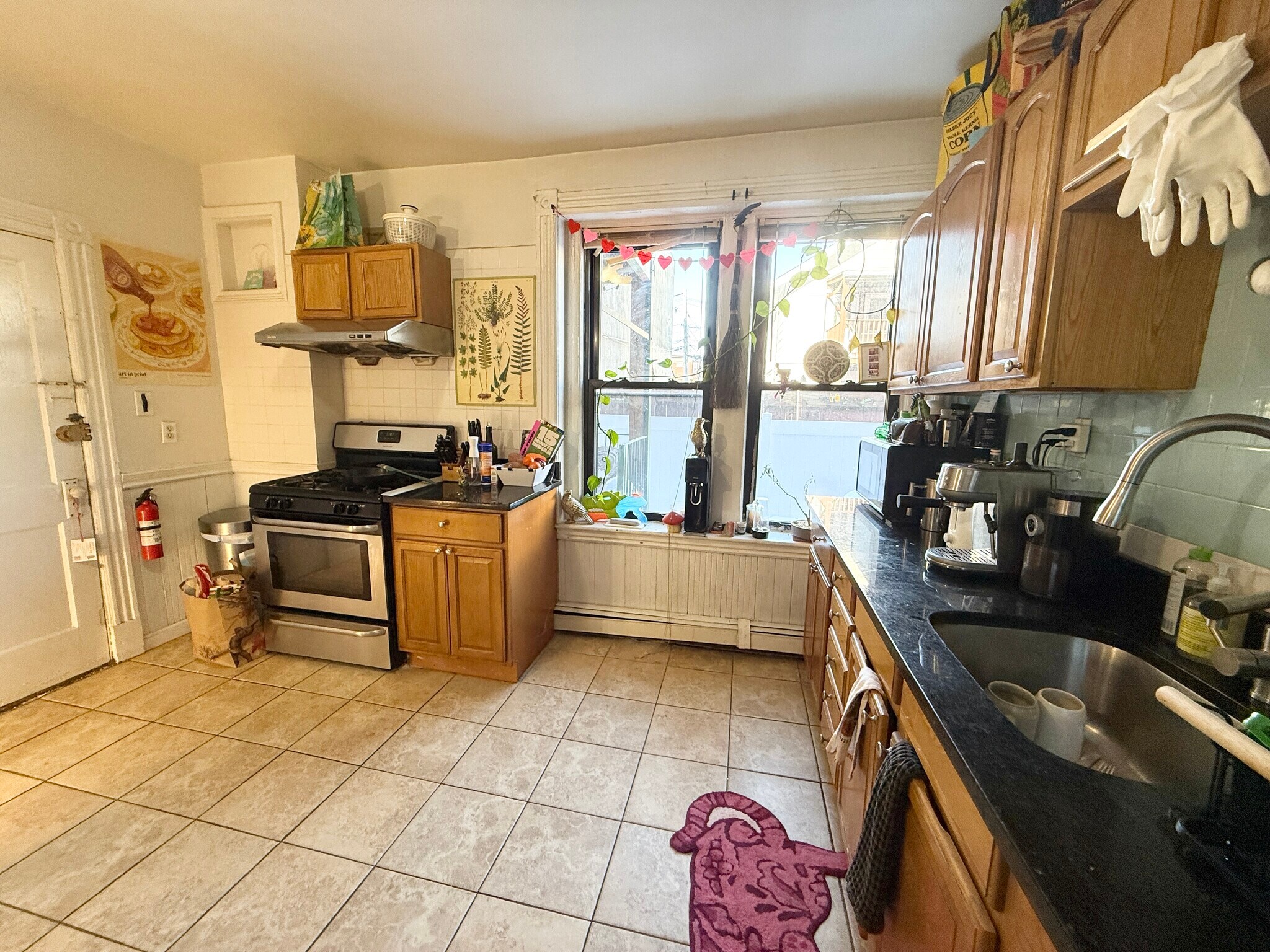 Building Photo - 60 Empire St