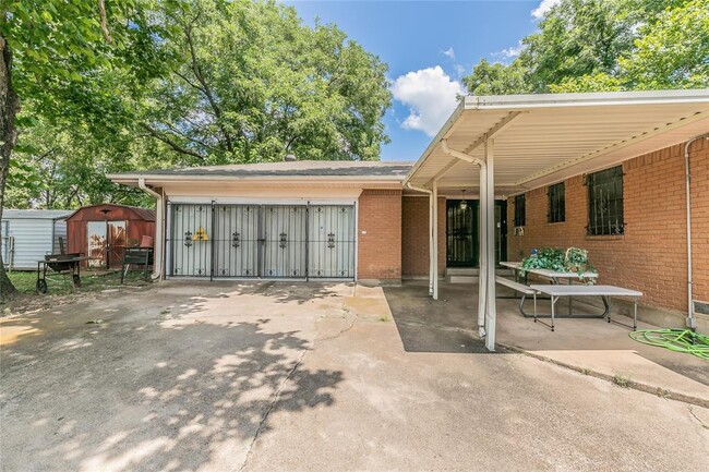 Building Photo - 4341 Kolloch Dr