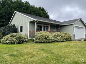 Building Photo - Lovely Single Level Holmes Harbor Home!
