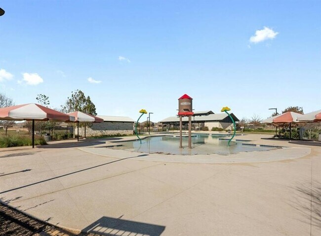 Building Photo - 1228 Vogel Dr