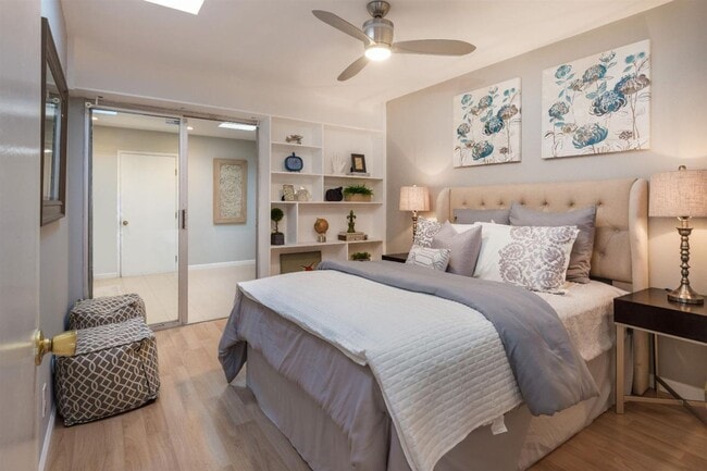 Building Photo - Bright and Airy Sunnyvale Home with Updated Bathrooms and Private Yard