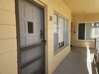 Building Photo - 2402 Ecuadorian Way