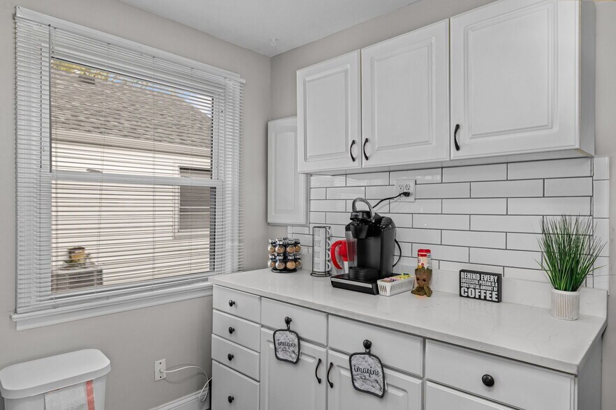 Building Photo - 6620 Wise Ave