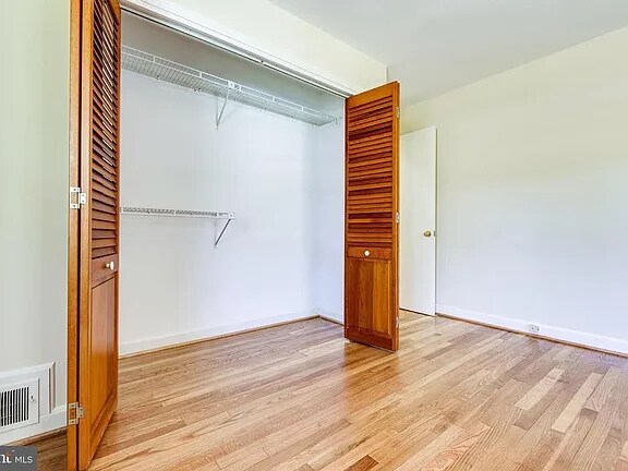 Building Photo - 5940 Lowell Ave