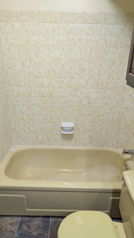 Building Photo - 2201 Romig Pl