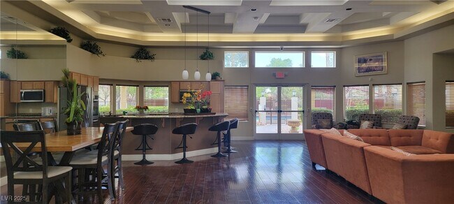 Building Photo - 7885 W Flamingo Rd