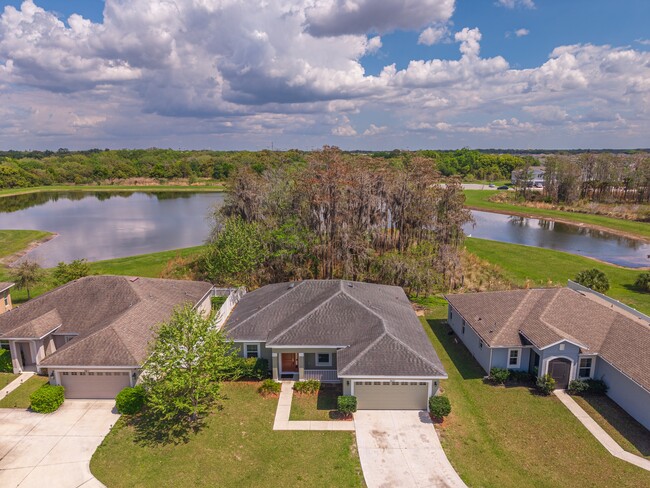 Building Photo - 1621 Town Park Ct