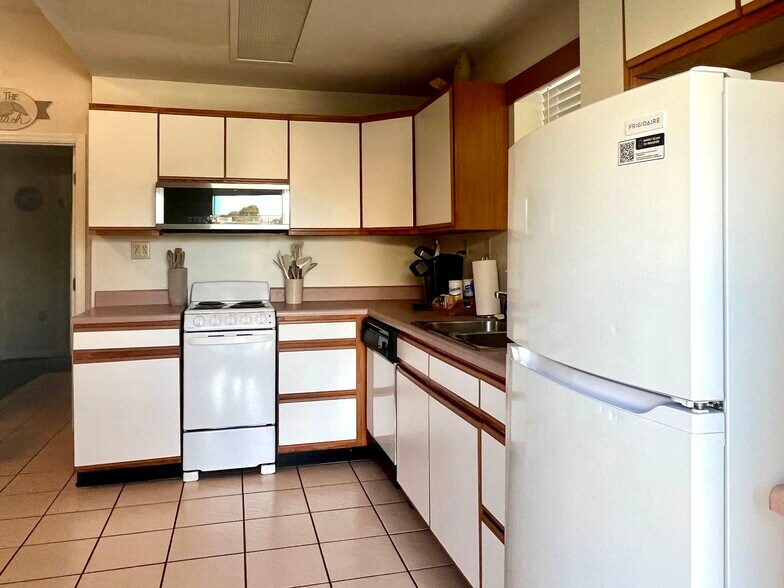 Building Photo - 301 Butler Ave