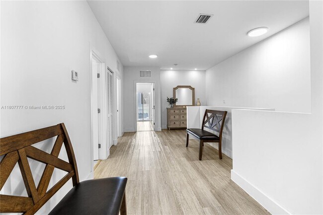 Building Photo - 10330 NW 68th St