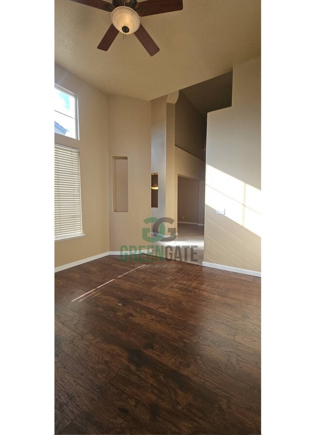 Building Photo - Spacious 4 Bedroom in Manteca!!! Ready