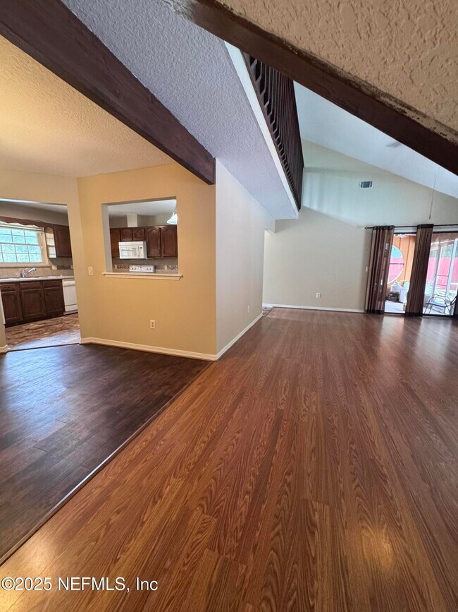 Building Photo - 8179 Crosswind Rd