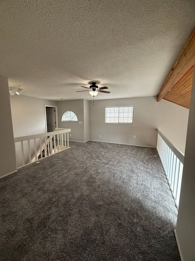 Building Photo - SPACIOUS 2-BEDROOM TOWNHOME WITH LOFT, GARAGE & PRIME LOCATION!