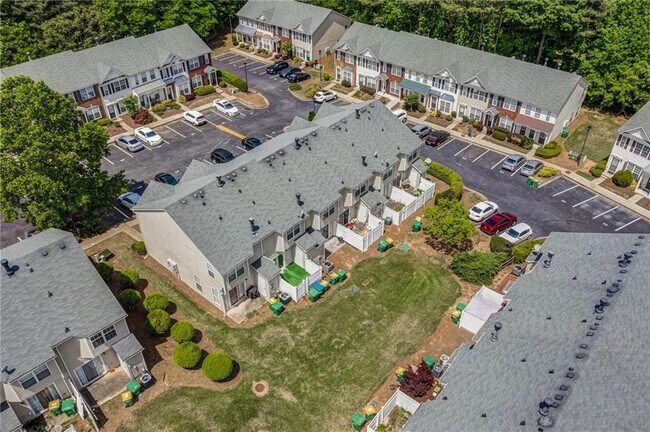 Building Photo - 3285 Hidden Cove Cir NW