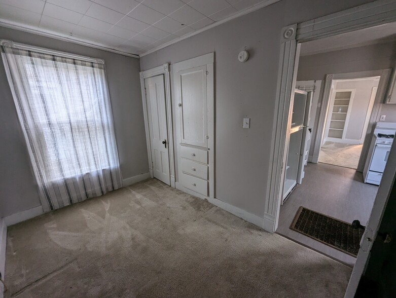 Bedroom 2 - 18 Charlotte Ave