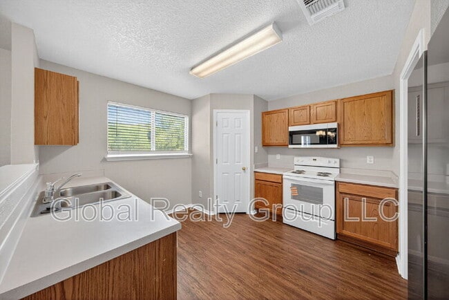 Building Photo - 9619 Copper Rise