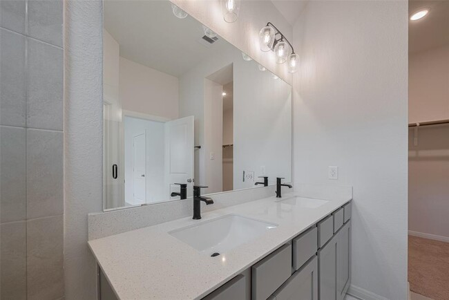 Building Photo - 16331 Verbena Glen Dr