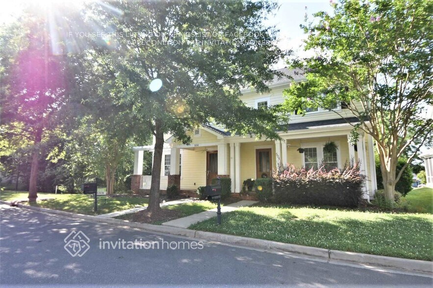 Primary Photo - 506 Camellia St