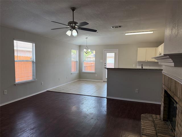 Building Photo - 10239 Blackjack Oaks Dr