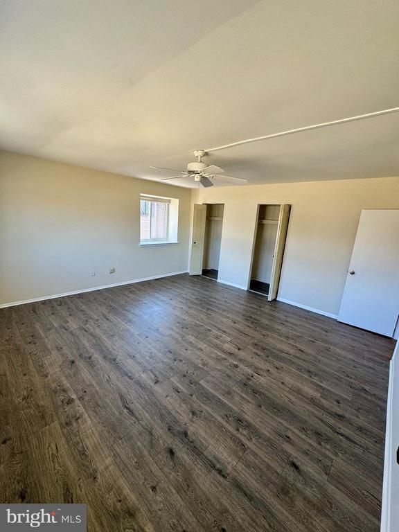 Building Photo - 22 Fitzwatertown Rd