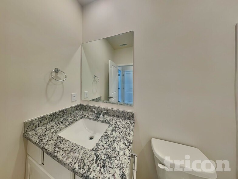 Building Photo - 563 Cedar Brk Dr