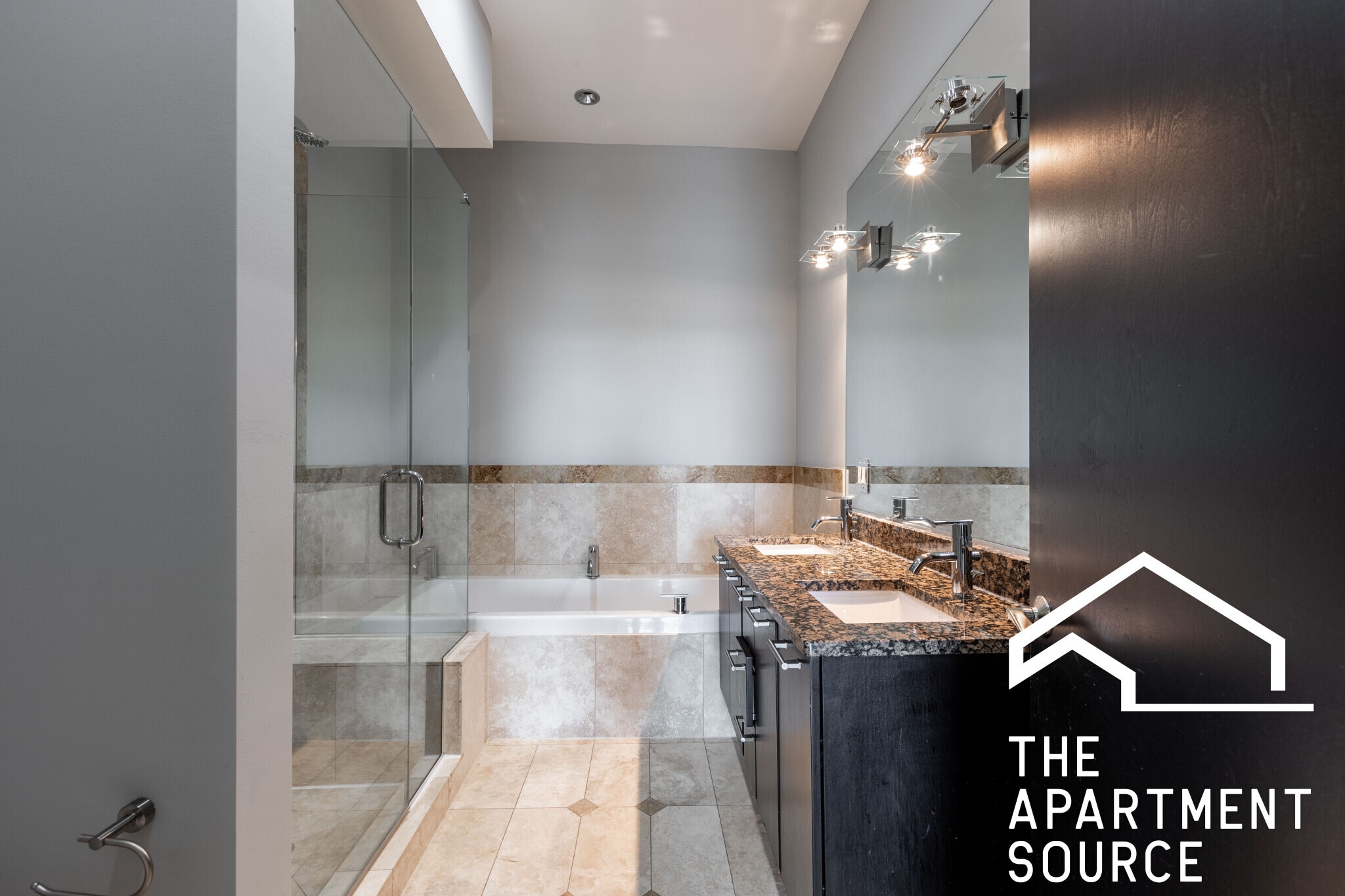 Building Photo - 2348 N Lister Ave