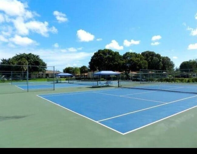 Building Photo - 9466 Boca Cove Cir