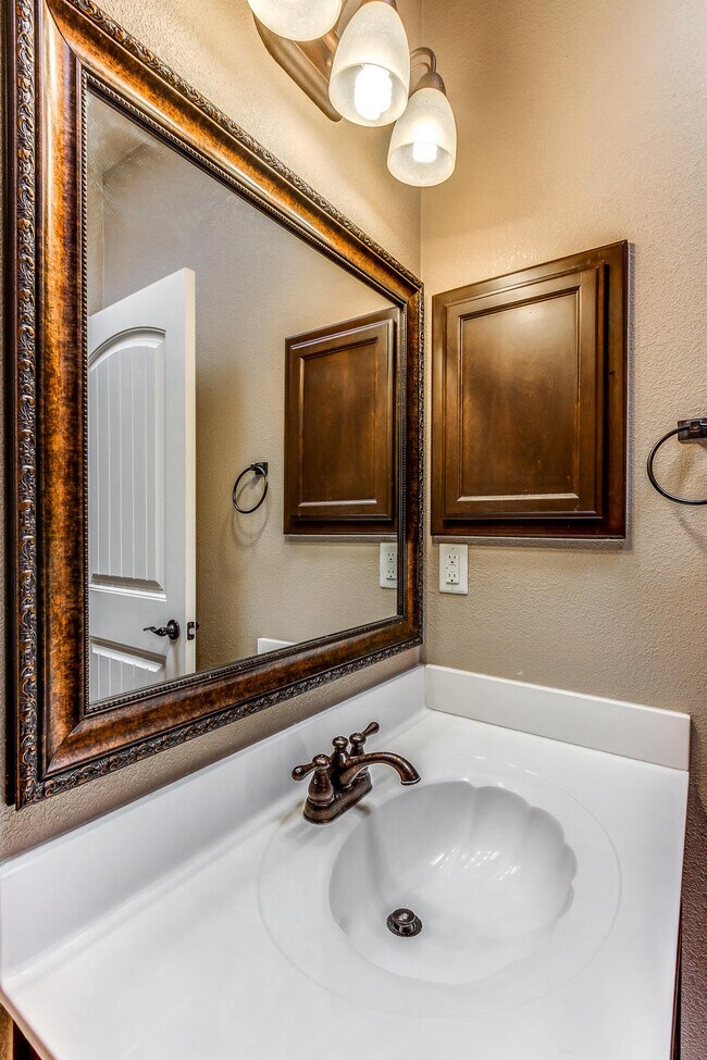 Building Photo - 5444 Pedro Lucero Dr
