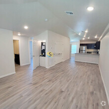 Building Photo - 2BR/2BA Duplex Ready for Move in Port Char...