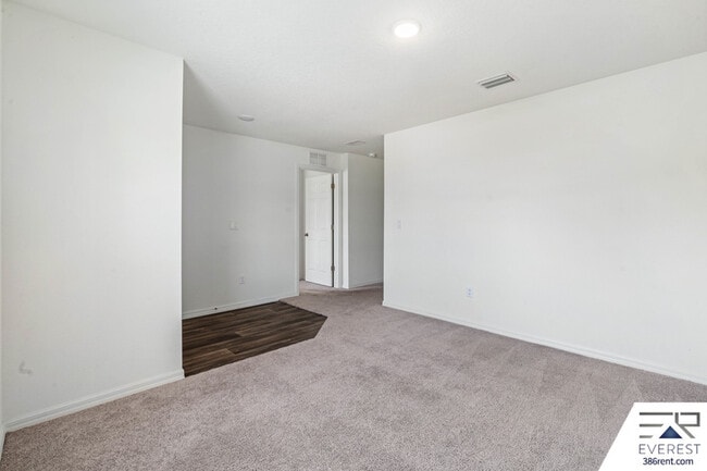 Building Photo - 23 Rocking Horse Dr