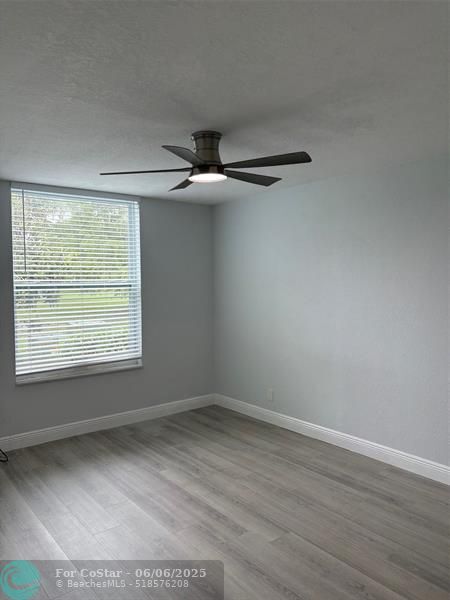 Building Photo - 8411 Lagos De Campo Blvd
