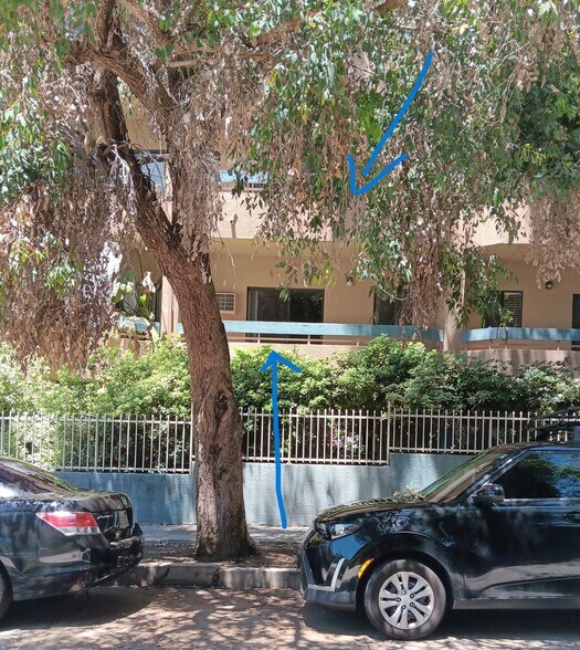 Building Photo - 10965 Fruitland Dr