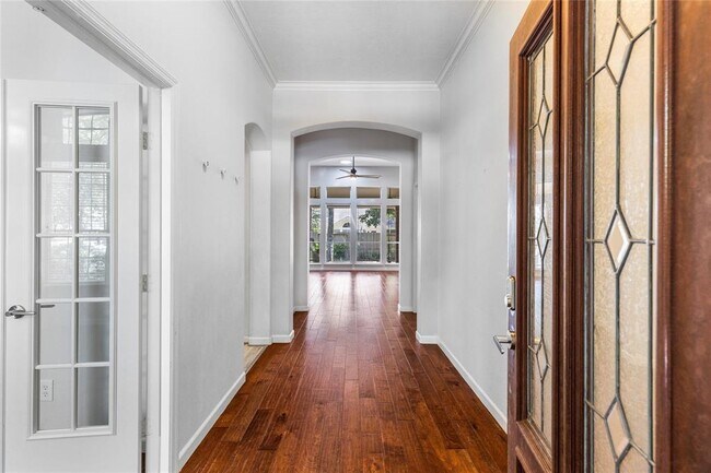 Building Photo - 11 Belcarra Pl