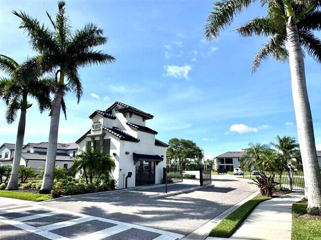 Building Photo - 5552 Summit Point Cir