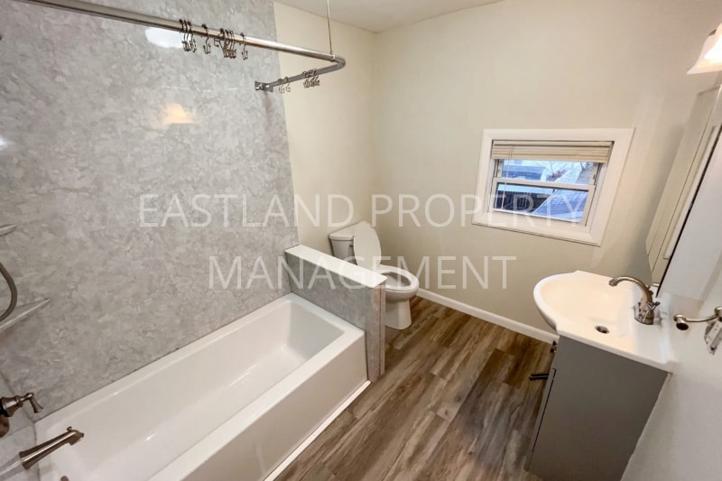 Building Photo - 1966 Burr St