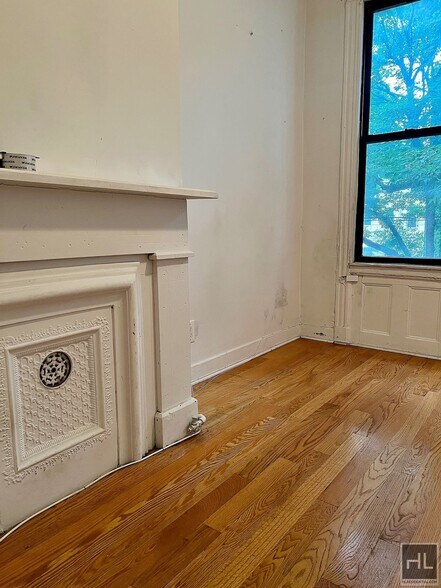 Primary Photo - 2 BR 2 BA in Prime Bushwick