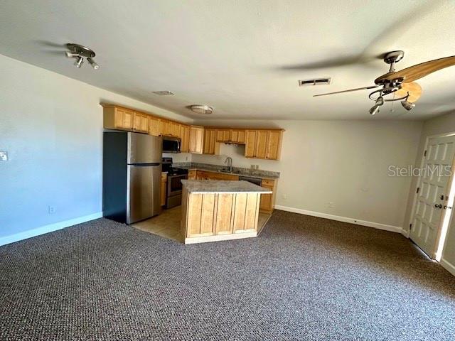 Building Photo - 7042 Hibiscus Ave S