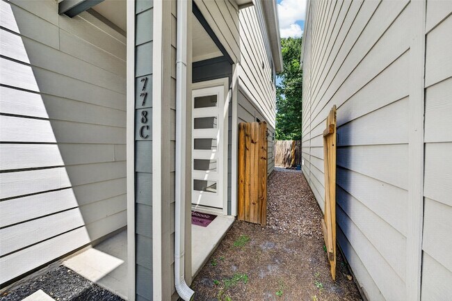 Building Photo - 778 W Tidwell Road #C C