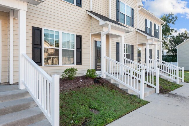 Building Photo - 1240 Cross Creek Cir