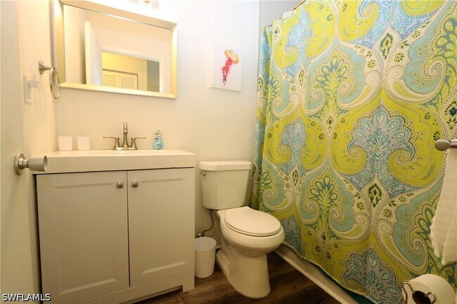 Building Photo - 130 N Collier Blvd