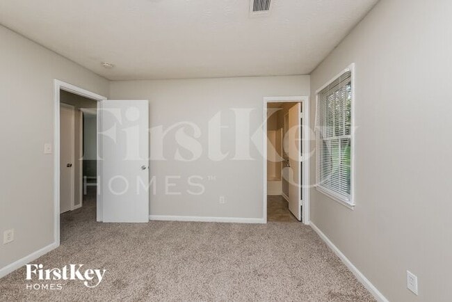 Building Photo - 255 Remington Trail