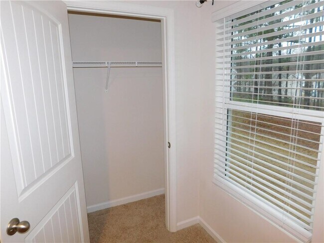 Building Photo - 519 Springer Pkwy