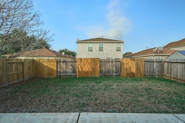 Building Photo - 3022 Swift Brook Glen Way