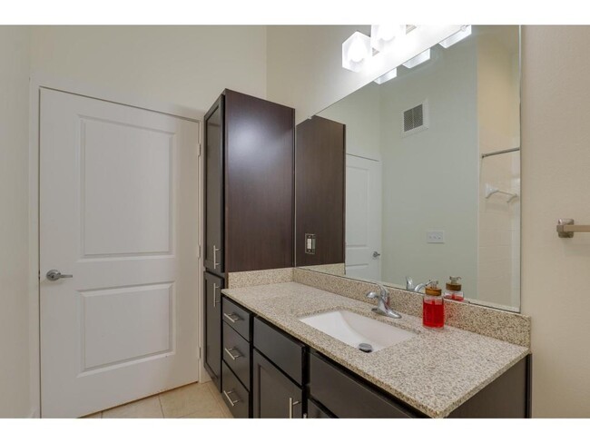 Building Photo - 2400 Louis Henna Blvd