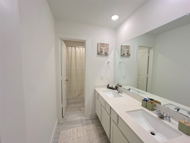 Building Photo - 5147 Klein Orchard Dr