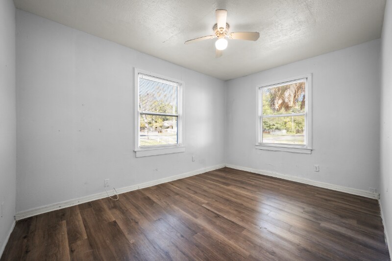 Building Photo - 1602 Wambolt St