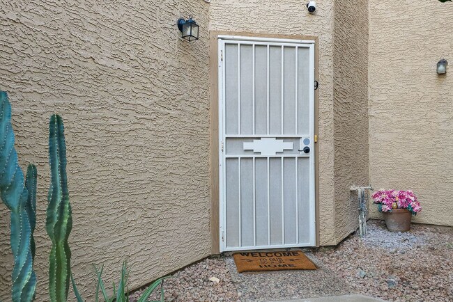 Building Photo - 1001 North Pasadena-SI FL1-ID1545705P