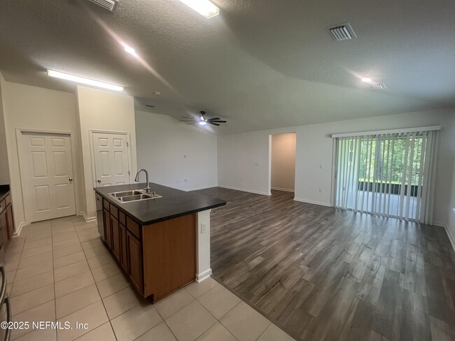 Building Photo - 1651 Carter Landing Blvd