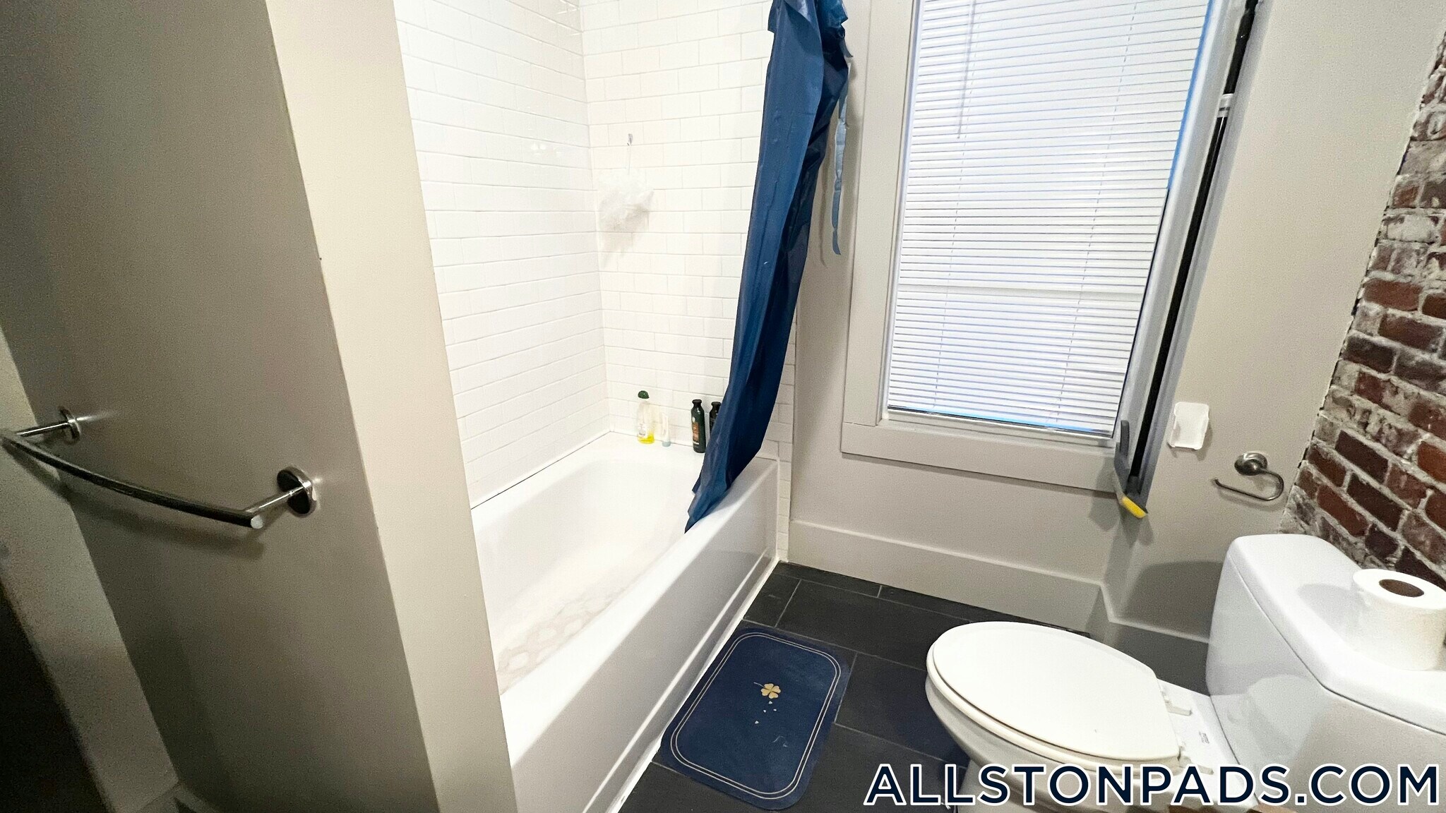 Building Photo - 23 Greylock Rd